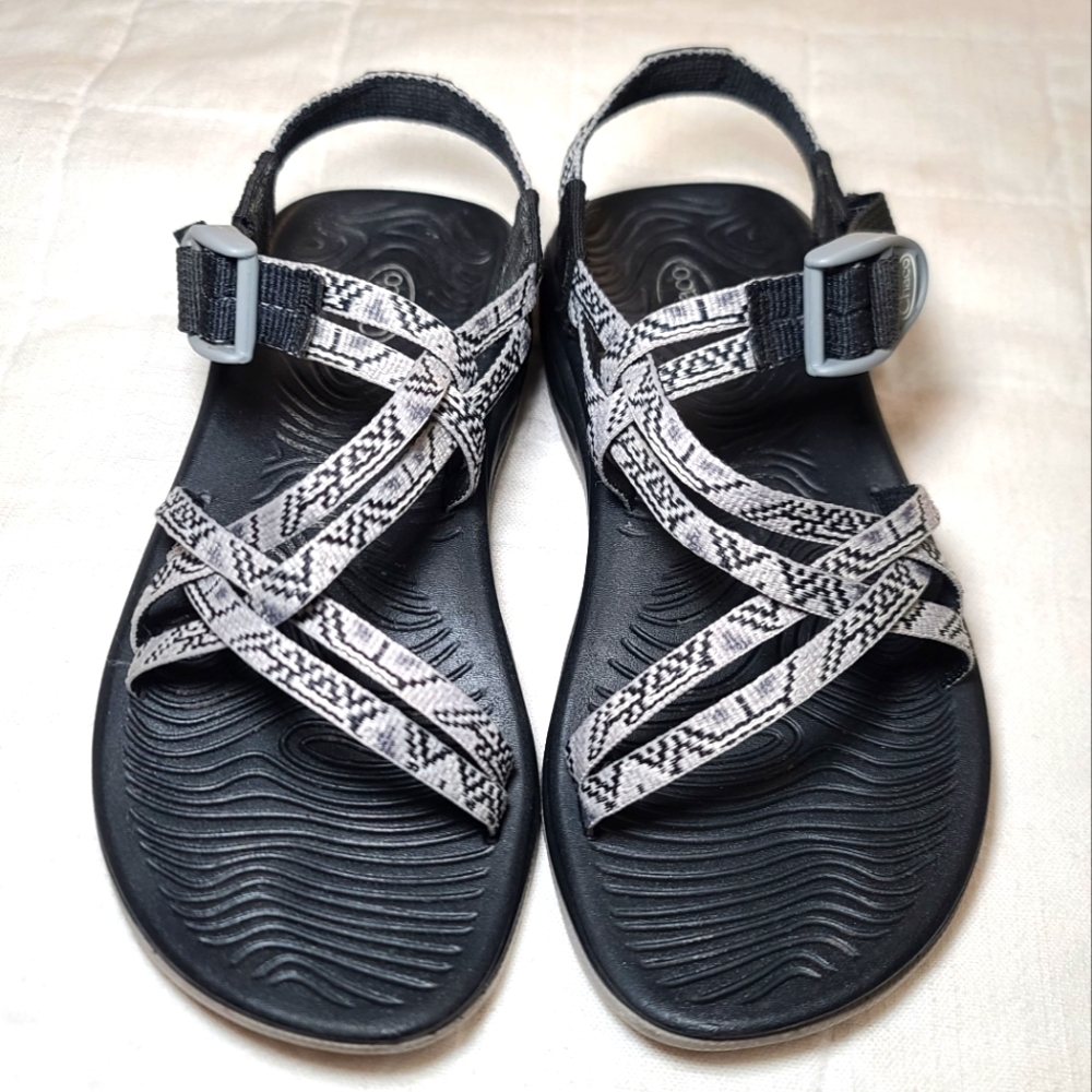 Chaco ZX/1 Double Strap White & Black Hiking Casual Sandals, size W6